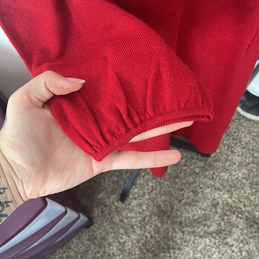 Red Dress - Picture 5 of 11